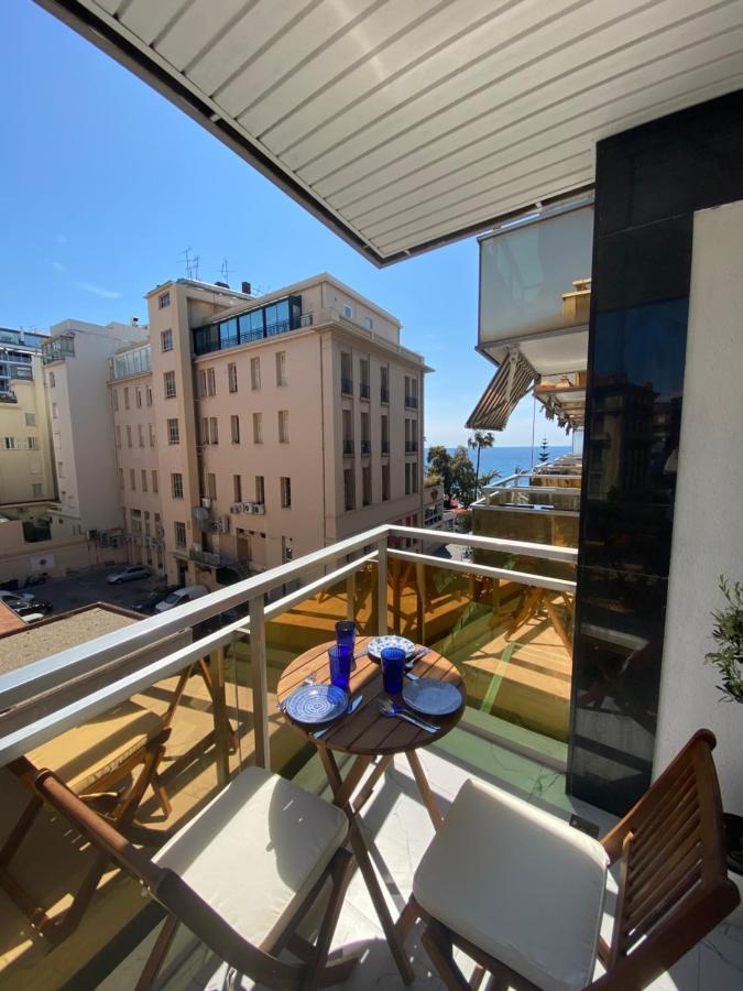 Le Royal, Spacious Seaside Apartment Rooftop And Pool Ницца Экстерьер фото